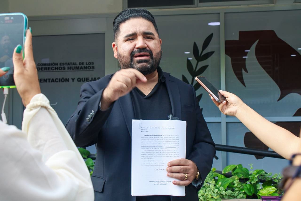 Francisco Sánchez demanda a la CNDH frenar distribución de libros de texto ideológicos en Chihuahua