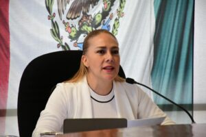 Propone Diana Pereda iniciativa para convertir patios escolares en espacios verdes