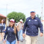 Coinciden Carlos Olson y Karina Olivas durante recorrido en Quintas Carolinas
